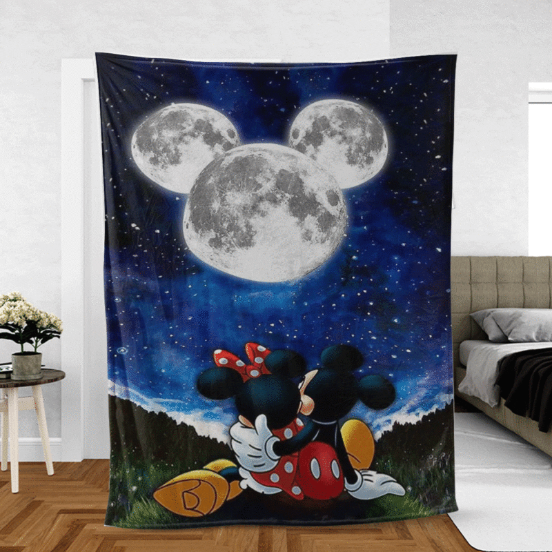Mickey And Minnie Gift For Fans Comfy Sofa Throw Blanket Gift