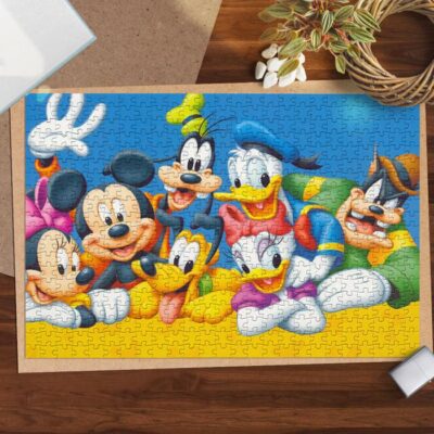Disney characters Mickey Minnie Goofy Daisy Donald Clarabelle Cow Fan Gift
