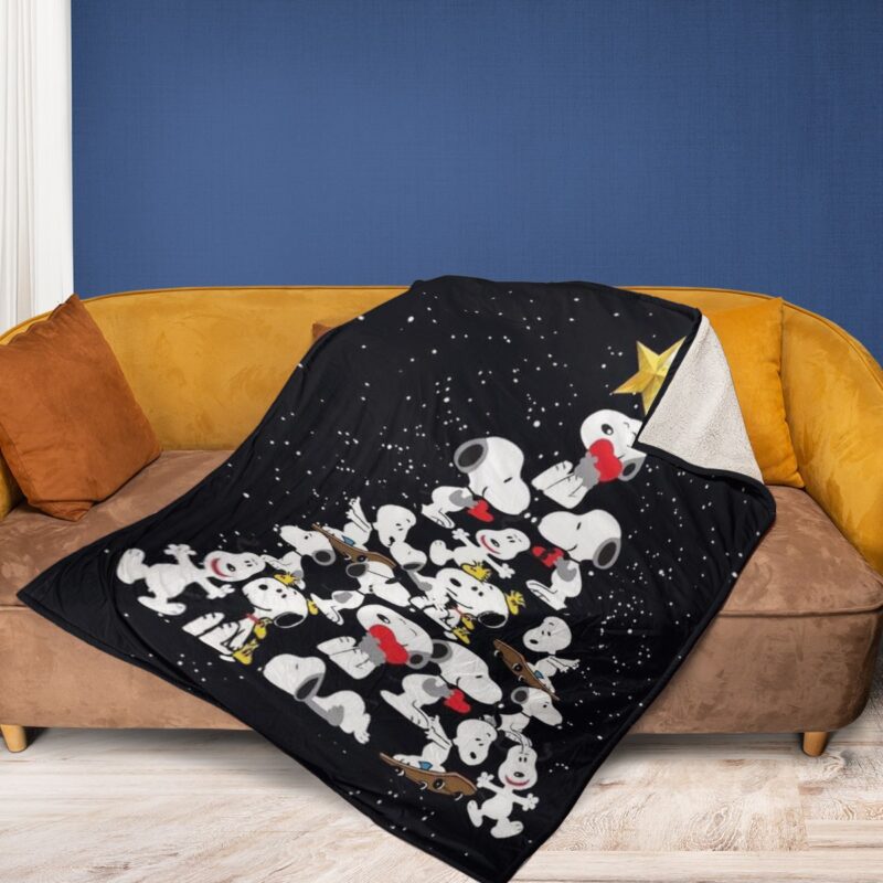 Peanuts Snoopy Gift For Fan Comfy Sofa Throw Blanket Gift