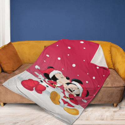 Merry Christmas Couple Love Mickey And Minnie Disney Gift Comfy Sofa Throw Blanket Gift 1