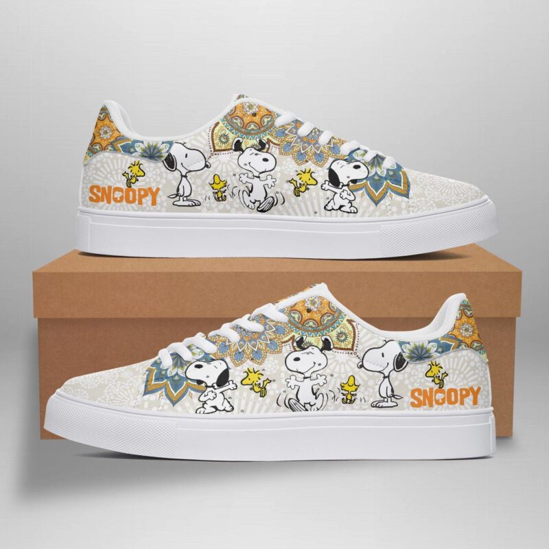 Paisley Snoopy And Friend Low Top Leather Skate Shoes