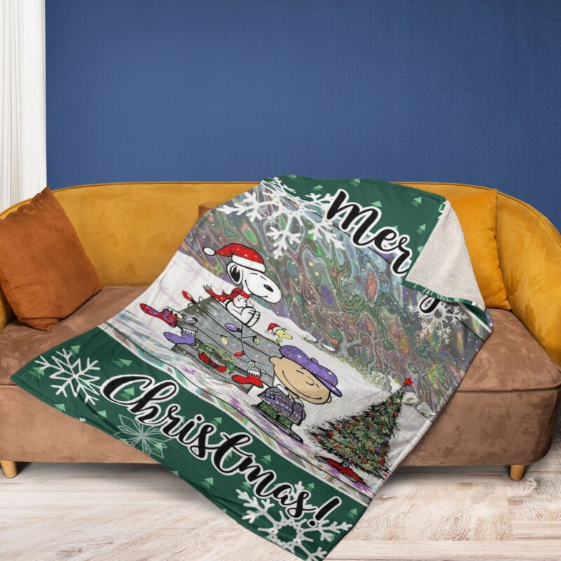 Peanuts Snoopy And Charlie Brown Merry Christmas Gift Comfy Sofa Throw Blanket Gift 3
