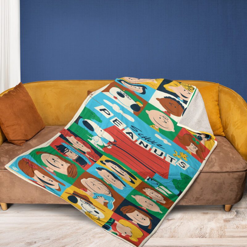 Peanuts Snoopy And Friend Cartoon Fan Gift Peanuts Snoopy And Friend Cartoon Gift For Fan Comfy Sofa Throw Blanket Gift 2
