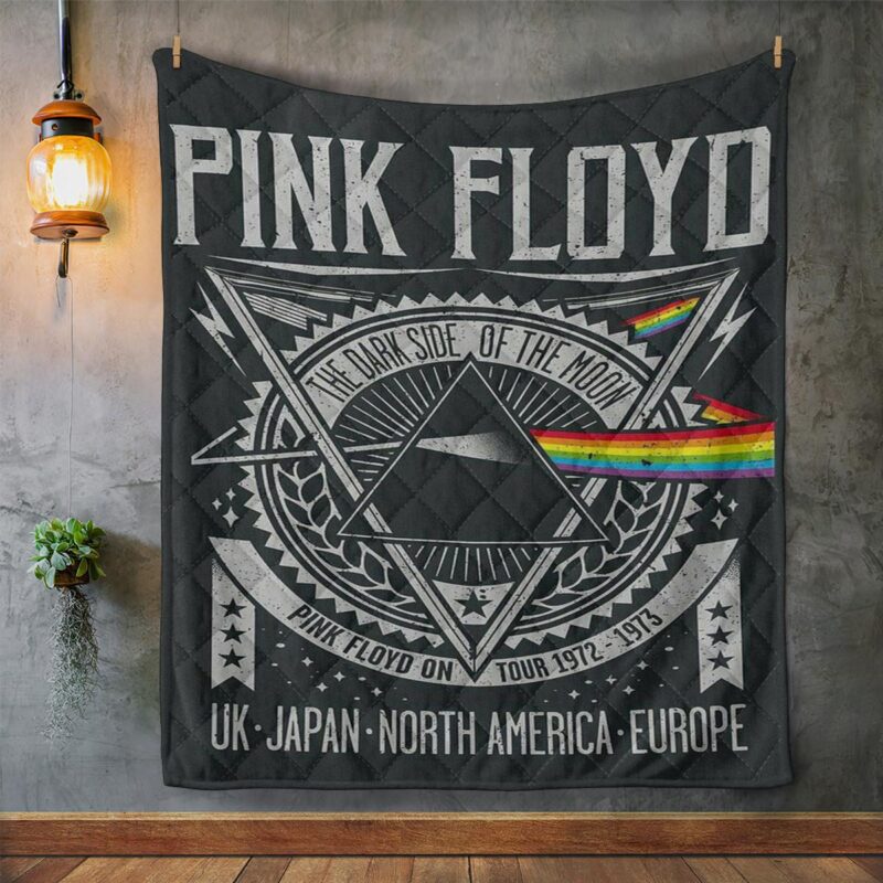 Pink Floyd Music Band The Dark Side Of The Moon Pink Floyd On Tour 1972 1973 Blanket