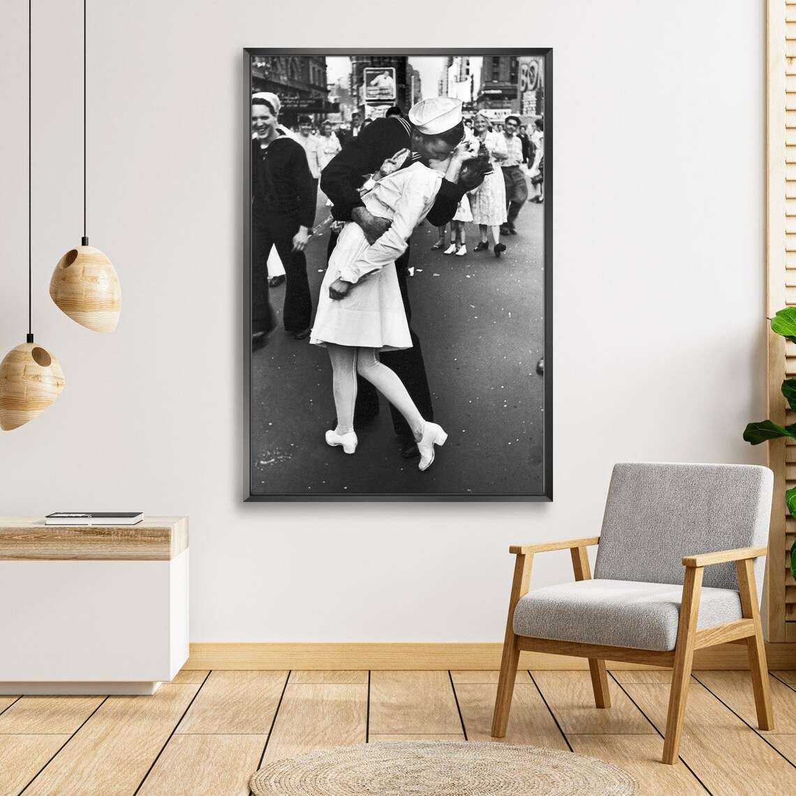 Sailor Kissing Nurse In Times Square Black And White Wall Art Canvas ...