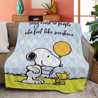 Snoopy Peanuts Blanket Gift For Fan,Snoopy Peanuts Woodstock Stay Close To People Who Feel Like Sunshine Blanket