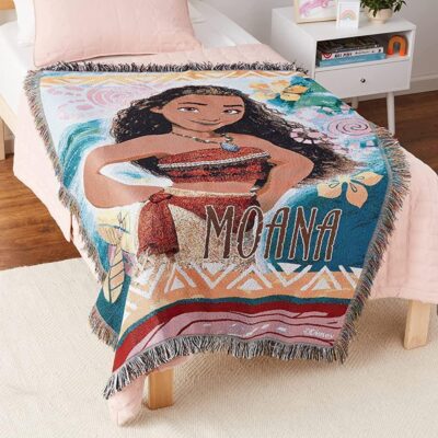 Disney's Moana "Island Girl" Woven Tapestry Throw Blanket 3 Disneys Moana Island Girl Woven Tapestry Throw Blanket 3