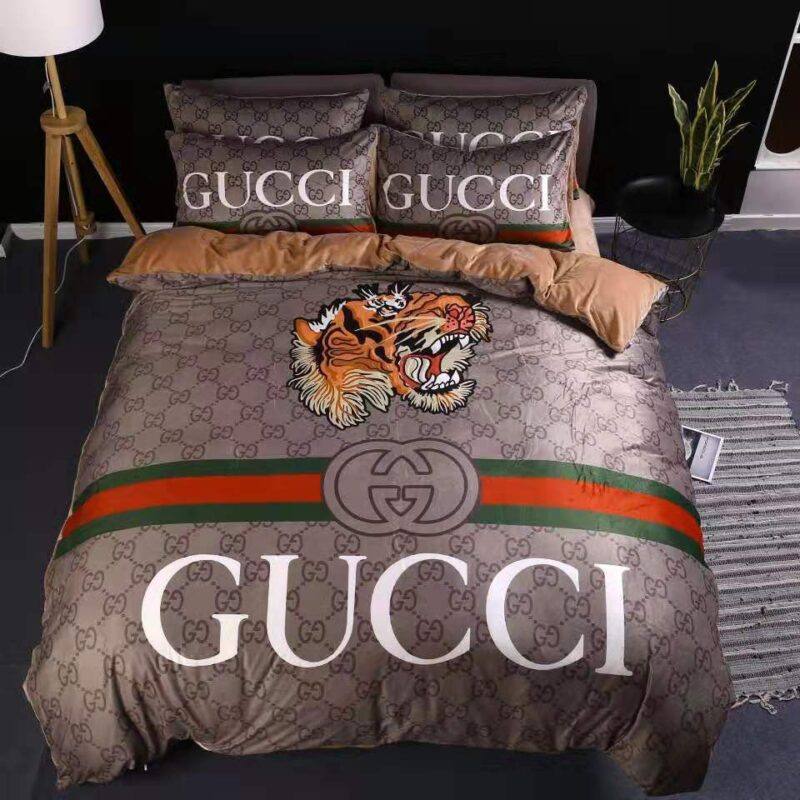 Gucci Tiger Luxury Logo Fashion Brand Premium Bedding Set BS338