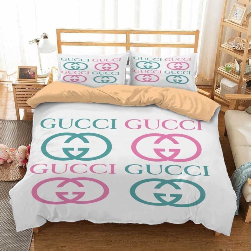 Gucci White Color Fashion Luxury Brand Bedding Set BS276