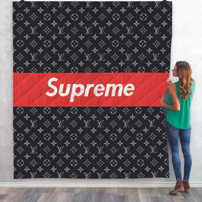 Louis Vuitton Supreme Grey Fashion Luxury Brand Premium Fleece Sherpa Blanket Sofa Decor BL3104